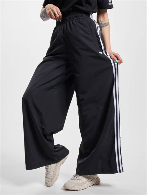 adidas trainingshose damen weites bein|Adidas Damen Jogginghosen online kaufen .